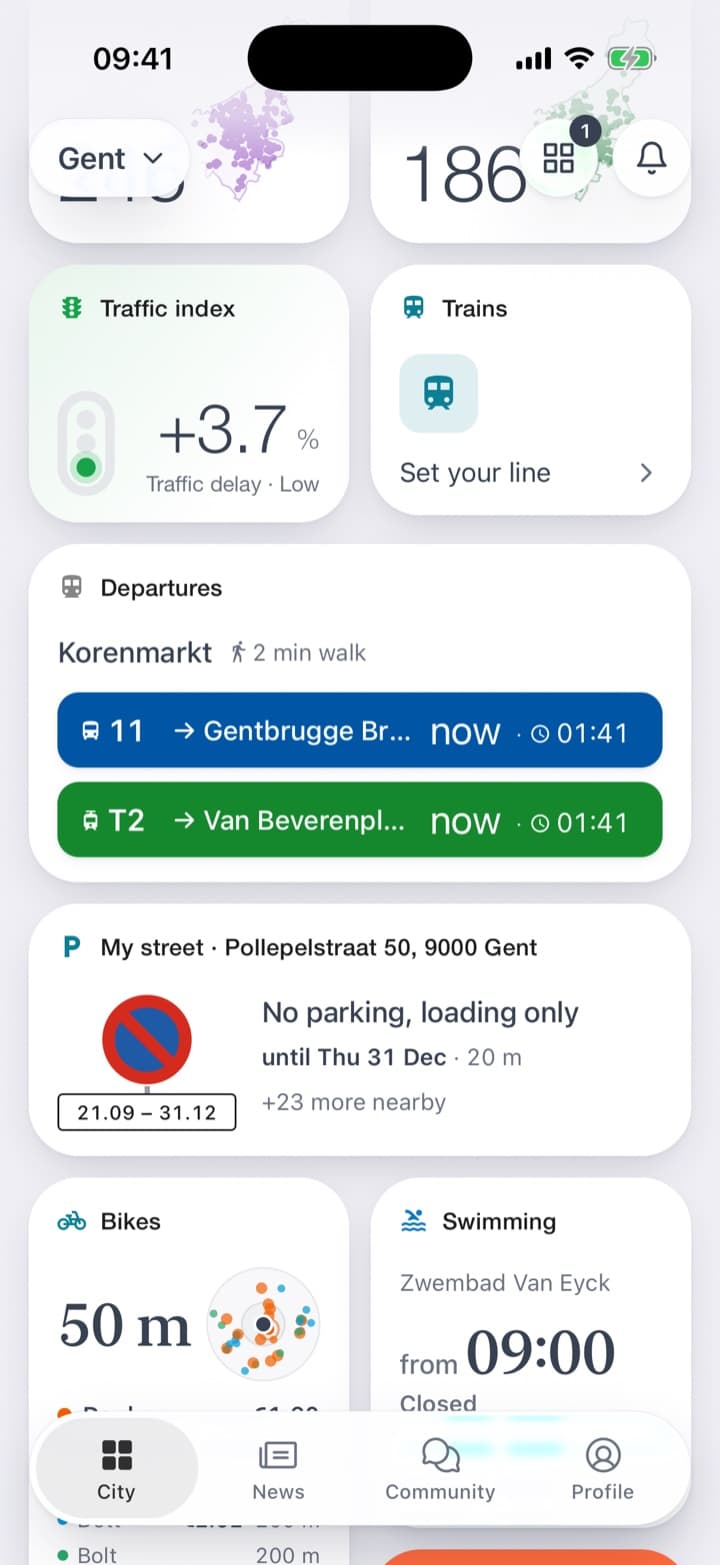 The nearest stop and its next departures on the home screen. Behind the tile, the lines leaving from that stop and a search for any stop or line.